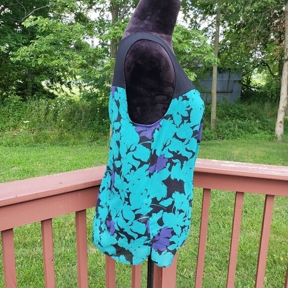 Ann Taylor Loft Ladies Sleeveless Sheer Top, Med - Picture 4 of 13